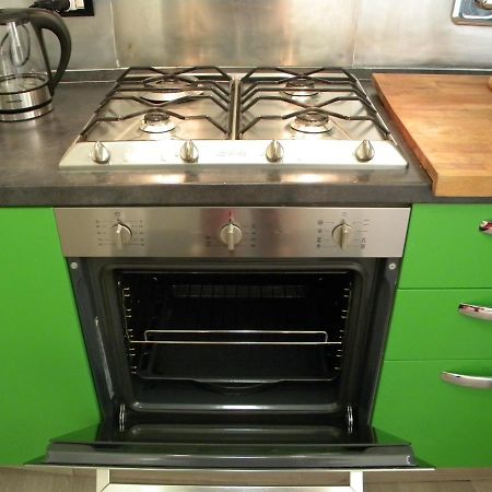 Bologna House Pratello 2 Apartment ภายนอก รูปภาพ