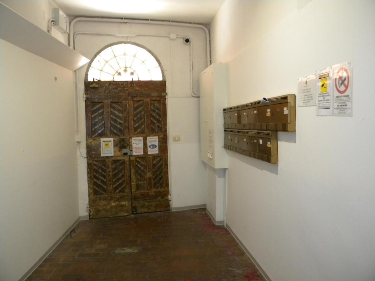 Bologna House Pratello 2 Apartment ภายนอก รูปภาพ