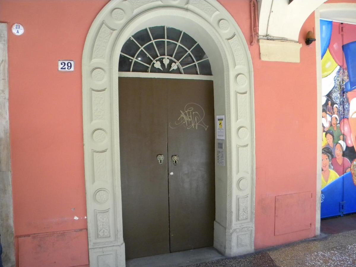 Bologna House Pratello 2 Apartment ภายนอก รูปภาพ