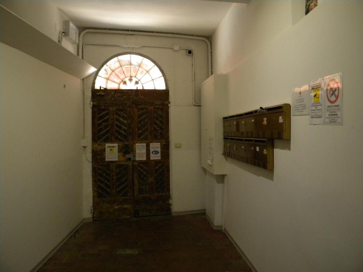Bologna House Pratello 2 Apartment ภายนอก รูปภาพ